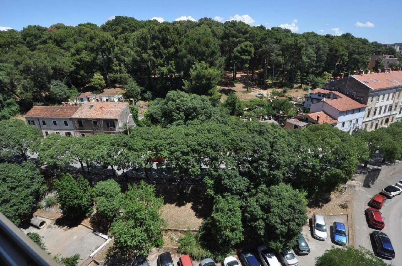 Pietas Iulia Pula Exterior foto